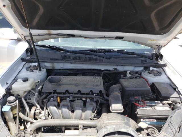 Photo 7 from auction – 2009 KIA OPTIMA LX with VIN KNAGE228095309558