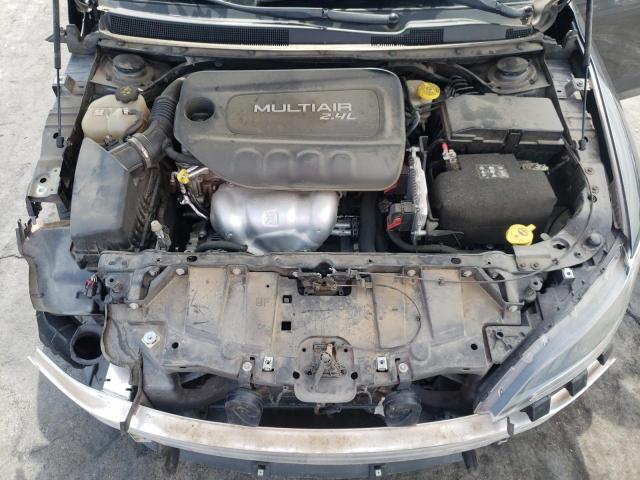Photo 7 from auction – 2016 CHRYSLER 200 LIMITE with VIN 1C3CCCAB6GN172864
