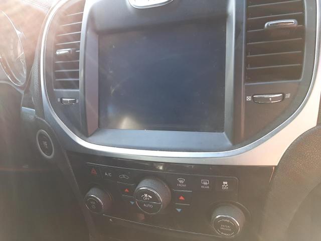 Photo 9 from auction – 2014 CHRYSLER 300C with VIN 2C3CCAET0EH382969