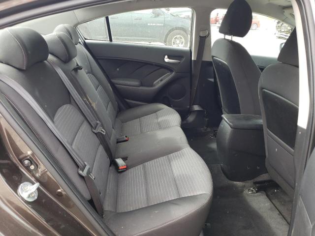 Photo 6 from auction – 2017 KIA FORTE LX with VIN 3KPFL4A73HE087402