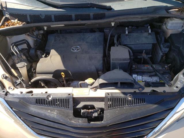 Photo 7 from auction – 2011 TOYOTA SIENNA LE with VIN 5TDKK3DC9BS131260