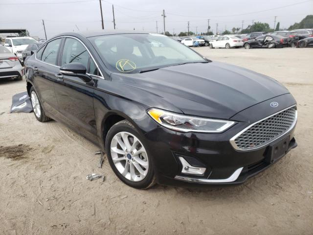 FORD FUSION TIT 2019 with VIN 3FA6P0SU2KR232548 - Photo from auction