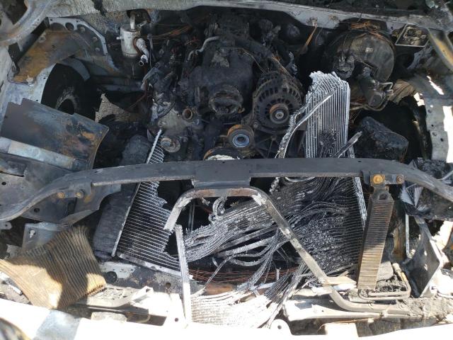 Photo 7 from auction – 2004 CHEVROLET SILVERADO with VIN 2GCEC13T441396663