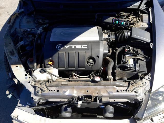 Photo 7 from auction – 2006 ACURA RL with VIN JH4KB16526C008599
