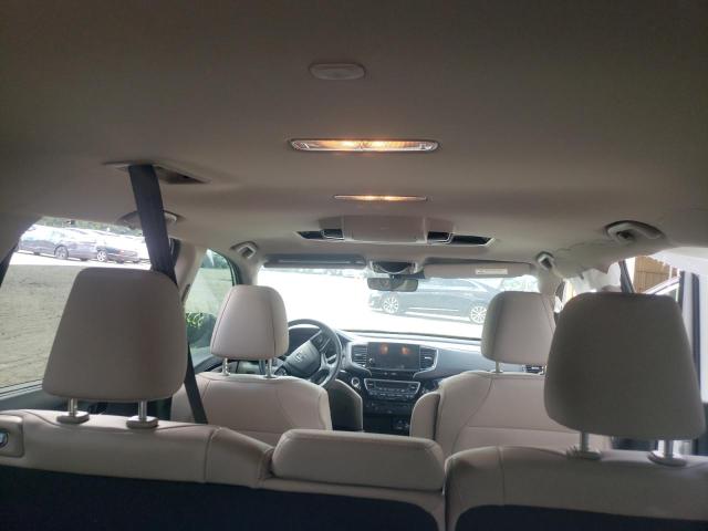 Photo 9 from auction – 2020 HONDA PILOT TOUR with VIN 5FNYF6H95LB051796