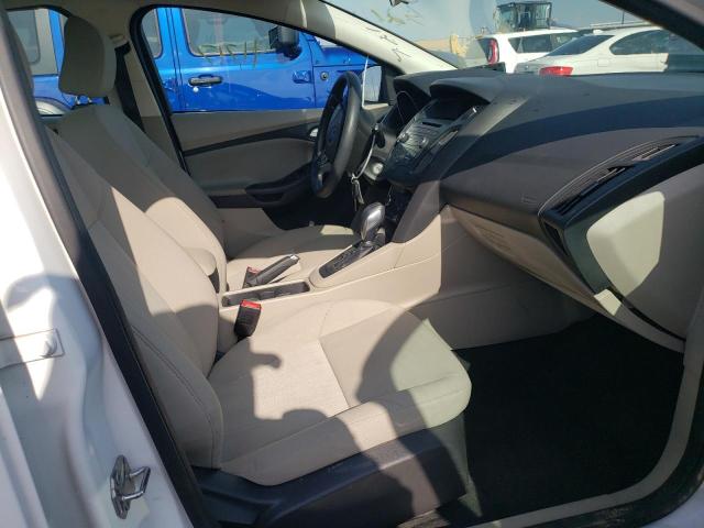 Photo 5 from auction – 2016 FORD FOCUS SE with VIN 1FADP3K20GL230536