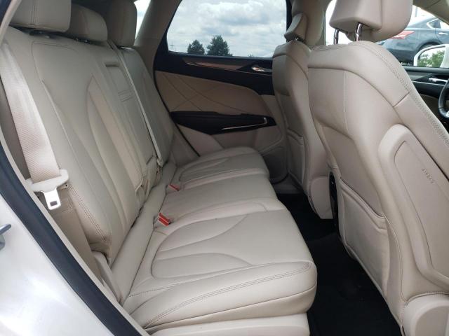 Photo 6 from auction – 2017 LINCOLN MKC PREMIE with VIN 5LMCJ1D94HUL55758