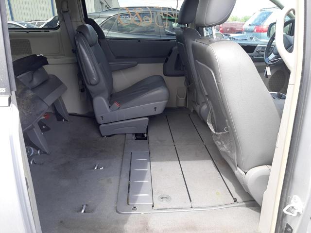 Photo 6 from auction – 2010 DODGE GRAND CARA with VIN 2D4RN5DX6AR123292