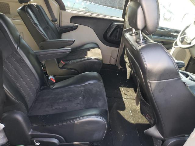 Photo 6 from auction – 2014 CHRYSLER TOWN & COU with VIN 2C4RC1CG6ER258663