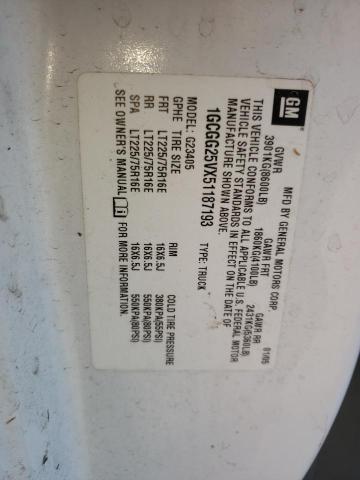 Photo 10 from auction – 2005 CHEVROLET EXPRESS G2 with VIN 1GCGG25VX51187193