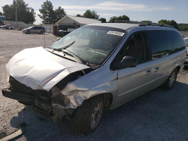 Photo 2 from auction – 2002 CHRYSLER TOWN & COU with VIN 2C4GP74L72R639959