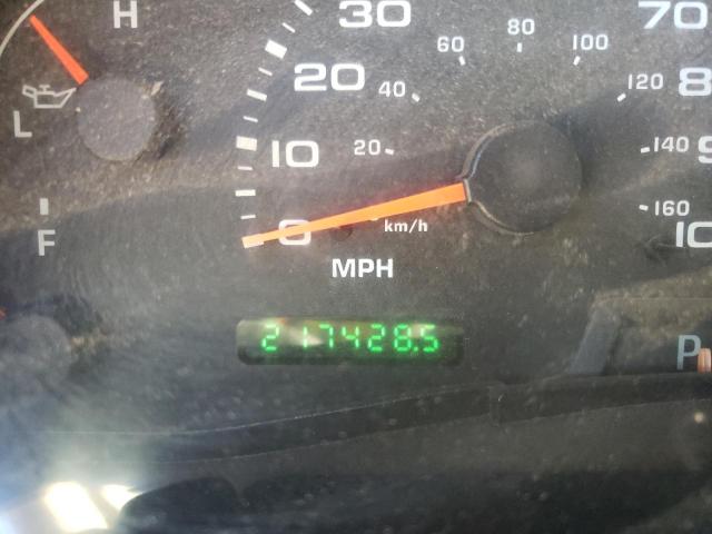 Photo 8 from auction – 2005 FORD EXCURSION with VIN 1FMNU43S15ED47678