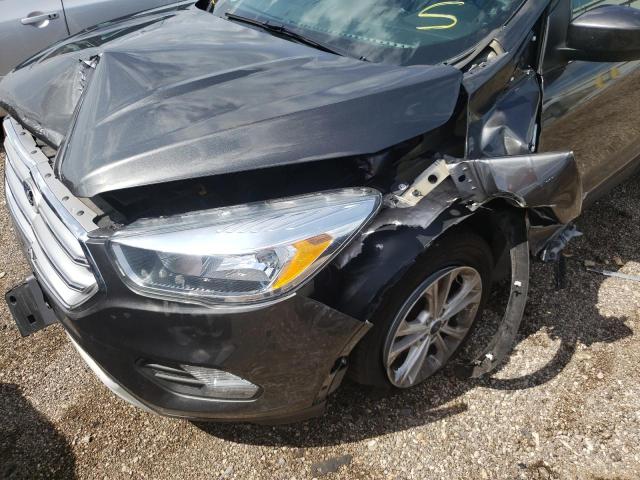 Photo 9 from auction – 2017 FORD ESCAPE SE with VIN 1FMCU0GD5HUD16732