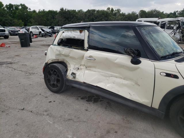 Photo 9 from auction – 2006 MINI COOPER S with VIN WMWRE33506TJ38529