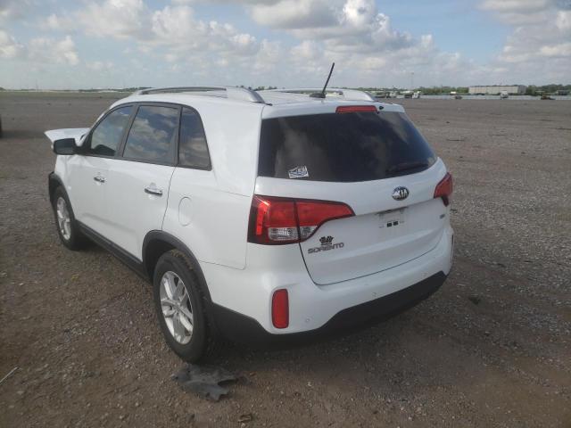 Photo 3 from auction – 2015 KIA SORENTO LX with VIN 5XYKT3A64FG552902