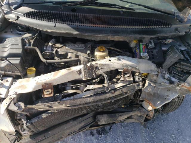 Photo 7 from auction – 2002 CHRYSLER TOWN & COU with VIN 2C4GP74L72R639959