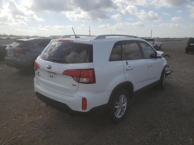 Photo 4 from auction – 2015 KIA SORENTO LX with VIN 5XYKT3A64FG552902
