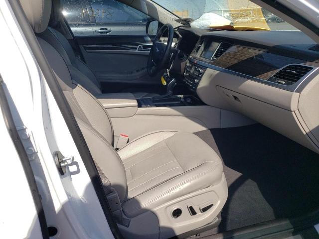 Photo 5 from auction – 2015 HYUNDAI GENESIS 3. with VIN KMHGN4JE2FU076396