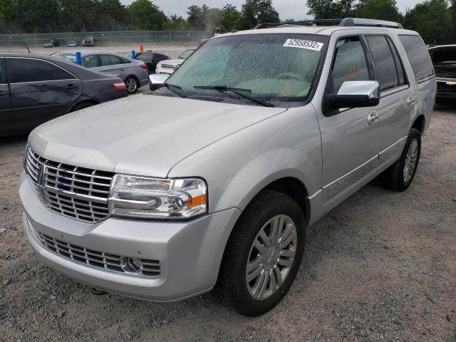 Photo 2 from auction – 2011 LINCOLN NAVIGATOR with VIN 5LMJJ2J50BEJ05840