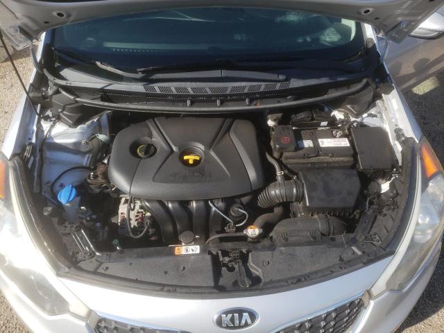 Photo 7 from auction – 2016 KIA FORTE LX with VIN KNAFK5A87G5607495