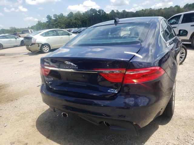 Photo 9 from auction – 2017 JAGUAR XF PREMIUM with VIN SAJBJ4BV0HCY27899