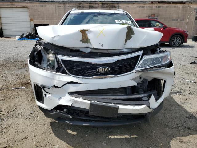 Photo 9 from auction – 2015 KIA SORENTO LX with VIN 5XYKTDA62FG568876