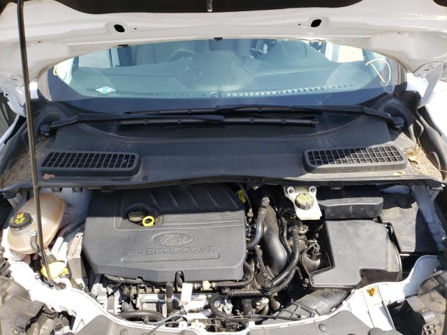 Photo 7 from auction – 2017 FORD ESCAPE SE with VIN 1FMCU0GD1HUD90861