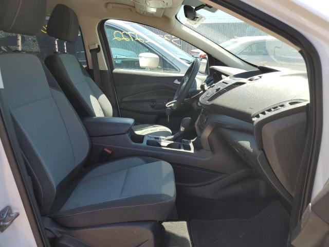 Photo 5 from auction – 2017 FORD ESCAPE SE with VIN 1FMCU9GD5HUD45250