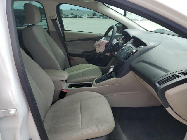 Photo 5 from auction – 2016 FORD FOCUS SE with VIN 1FADP3K27GL300758