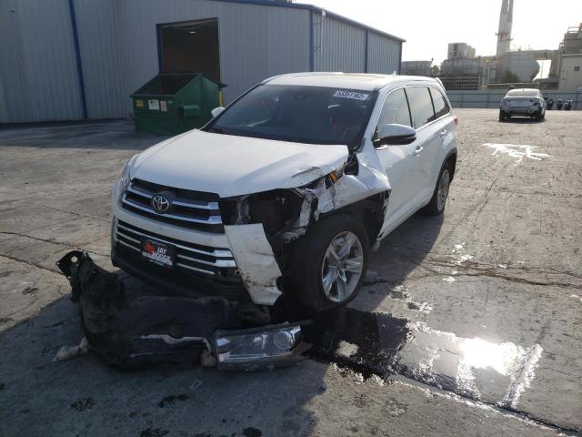 Photo 2 from auction – 2017 TOYOTA HIGHLANDER with VIN 5TDYZRFH8HS210378