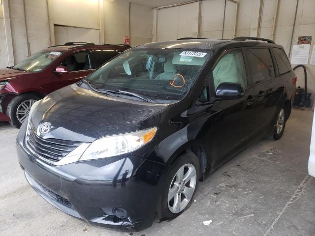 Photo 2 from auction – 2015 TOYOTA SIENNA LE with VIN 5TDKK3DC5FS601046