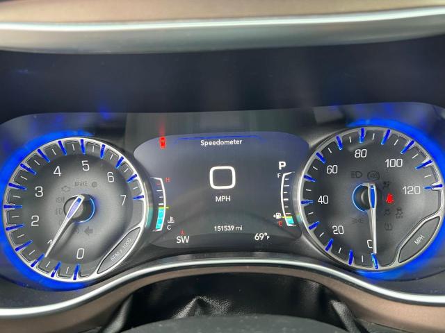 Photo 8 from auction – 2017 CHRYSLER PACIFICA T with VIN 2C4RC1EG8HHR63342