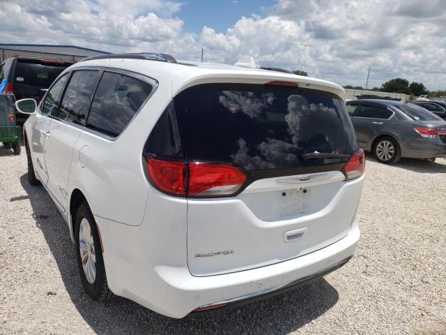 Photo 3 from auction – 2019 CHRYSLER PACIFICA T with VIN 2C4RC1BG8KR581383