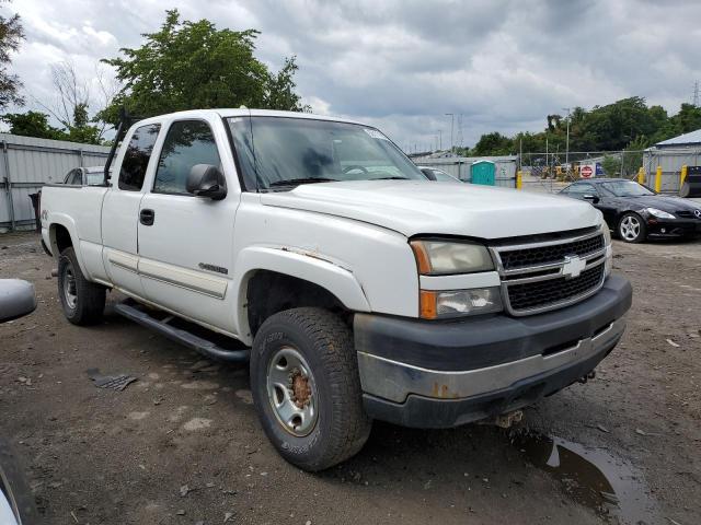 CHEVROLET SILVERADO 2006 with VIN 1GCHK29G26E251252 - Photo from auction
