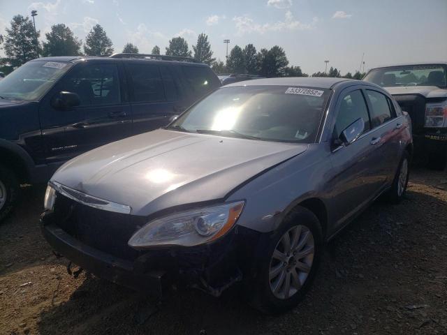 Photo 2 from auction – 2013 CHRYSLER 200 LIMITE with VIN 1C3CCBCG1DN556520
