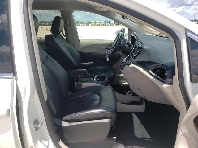 Photo 5 from auction – 2019 CHRYSLER PACIFICA T with VIN 2C4RC1BG8KR581383