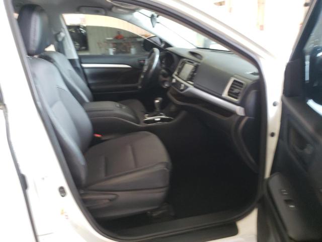 Photo 5 from auction – 2017 TOYOTA HIGHLANDER with VIN 5TDZZRFH1HS206581