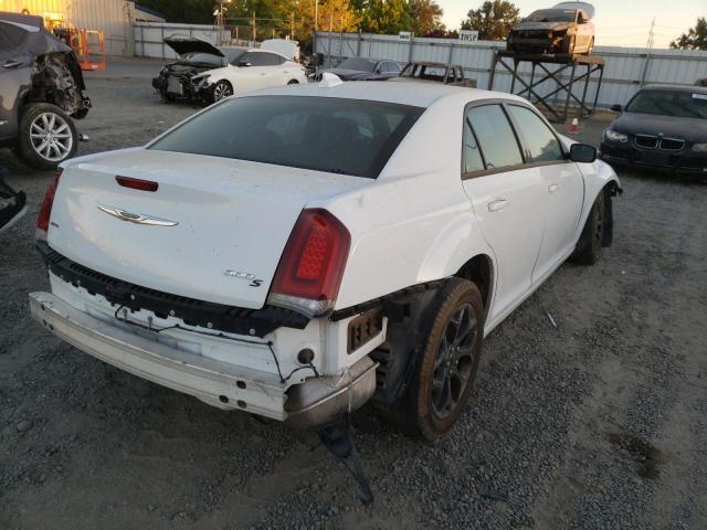 Photo 4 from auction – 2019 CHRYSLER 300 S with VIN 2C3CCAGG8KH635175