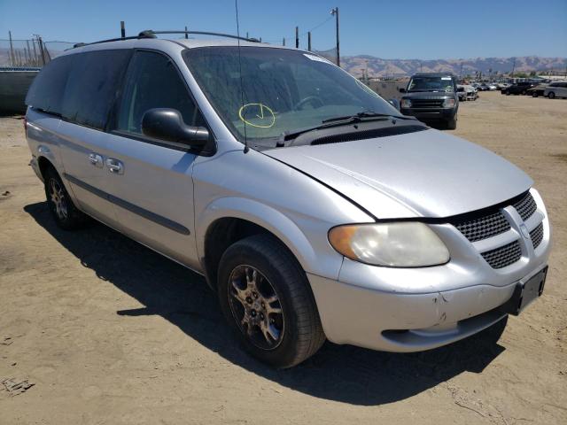 DODGE GRAND CARA 2002 con VIN 2B8GP74L12R693155 - Foto de la subasta