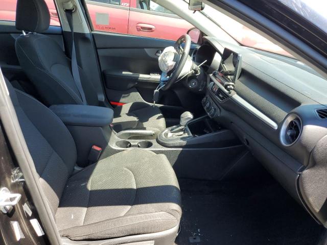 Photo 5 from auction – 2021 KIA FORTE FE with VIN 3KPF24AD4ME366294