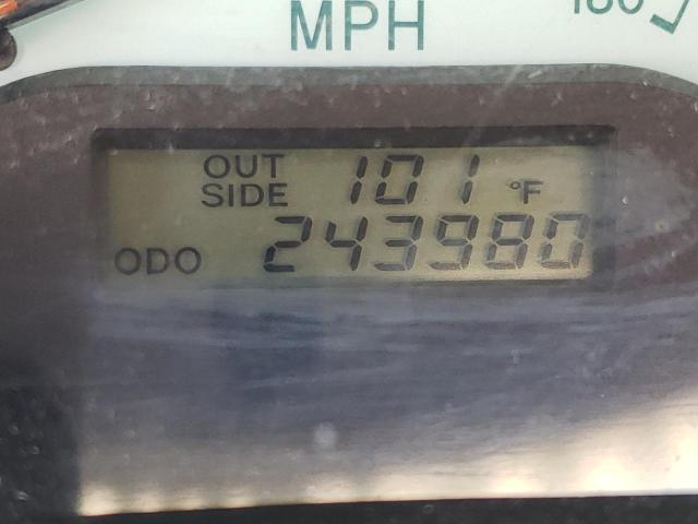 Foto 8 de la subasta – 2003 TOYOTA COROLLA CE con VIN JTDBR32E730009470