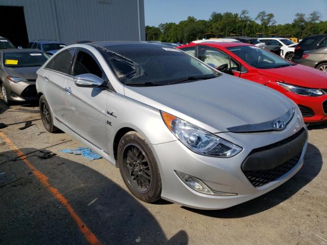 HYUNDAI SONATA HYB 2015 with VIN KMHEC4A42FA123156 - Photo from auction