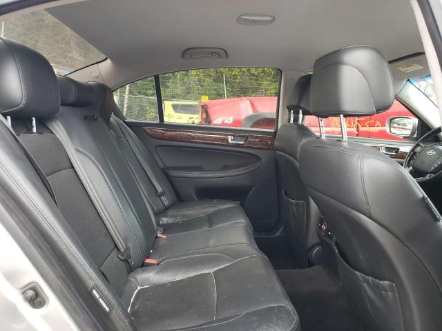 Photo 6 from auction – 2011 HYUNDAI GENESIS 3. with VIN KMHGC4DE3BU137122