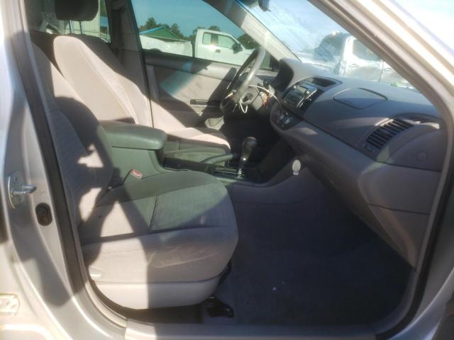Photo 5 from auction – 2005 TOYOTA CAMRY LE with VIN 4T1BE32K85U399150