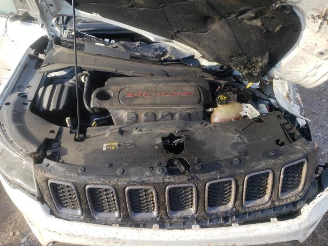 Photo 7 from auction – 2018 JEEP COMPASS TR with VIN 3C4NJDDB6JT207437