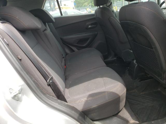 Photo 6 from auction – 2018 CHEVROLET TRAX LS with VIN 3GNCJNSB8JL292563