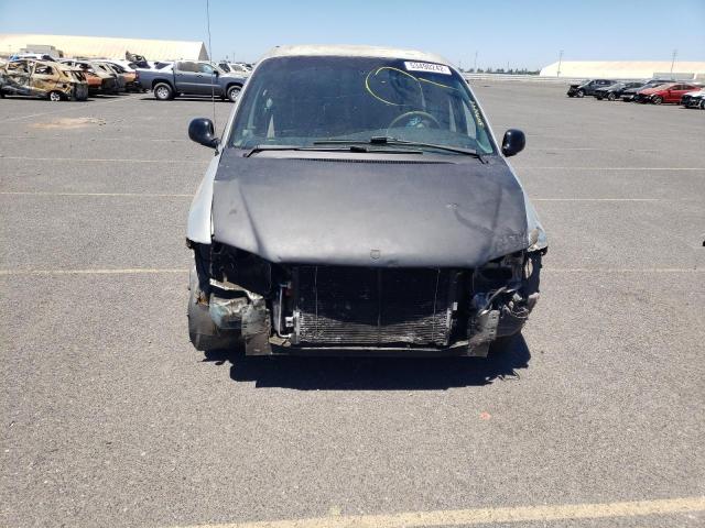 Photo 9 from auction – 2000 DODGE CARAVAN with VIN 2B4FP25B9YR687408