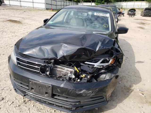 Photo 9 from auction – 2017 VOLKSWAGEN JETTA S with VIN 3VW2B7AJ6HM359958