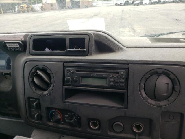 Photo 9 from auction – 2011 FORD ECONOLINE with VIN 1FDEE3FL5BDA14994