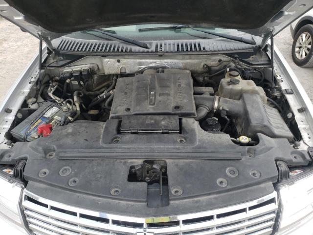 Photo 7 from auction – 2011 LINCOLN NAVIGATOR with VIN 5LMJJ2J50BEJ05840